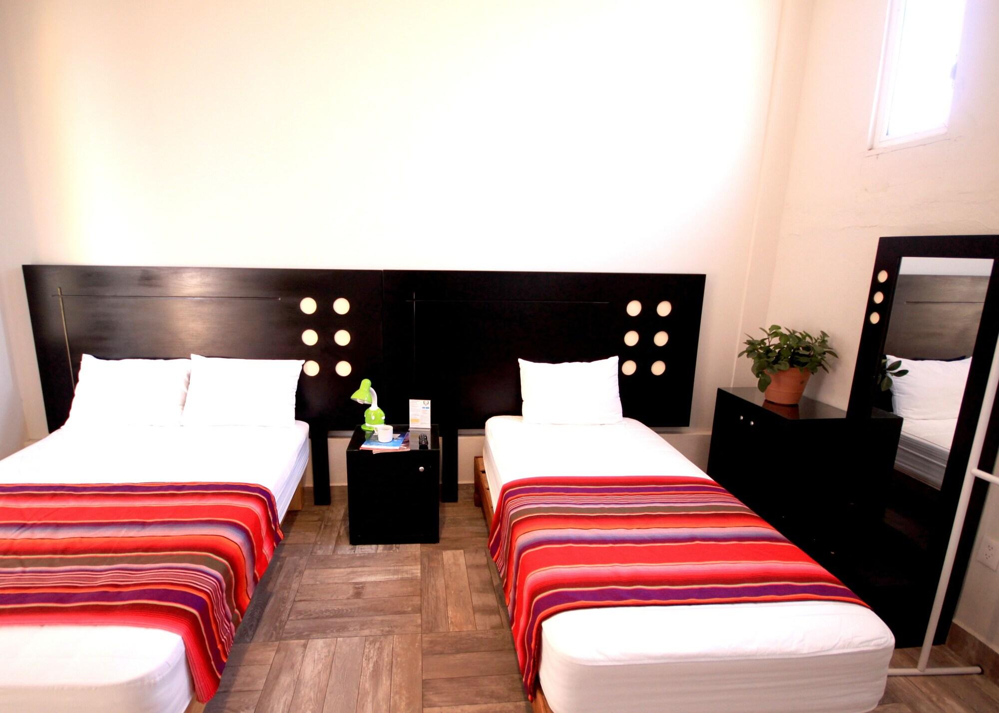 Hotel Del Refugio Guadalajara Bagian luar foto